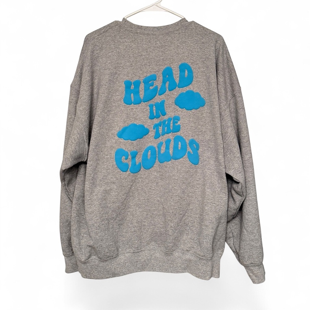 Gildan Light Gray “Head In The Clouds” Sweatshirt - Picture 2 of 7